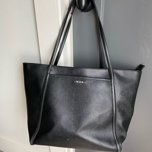 Tumi Voyageur Everyday Leather Tote
